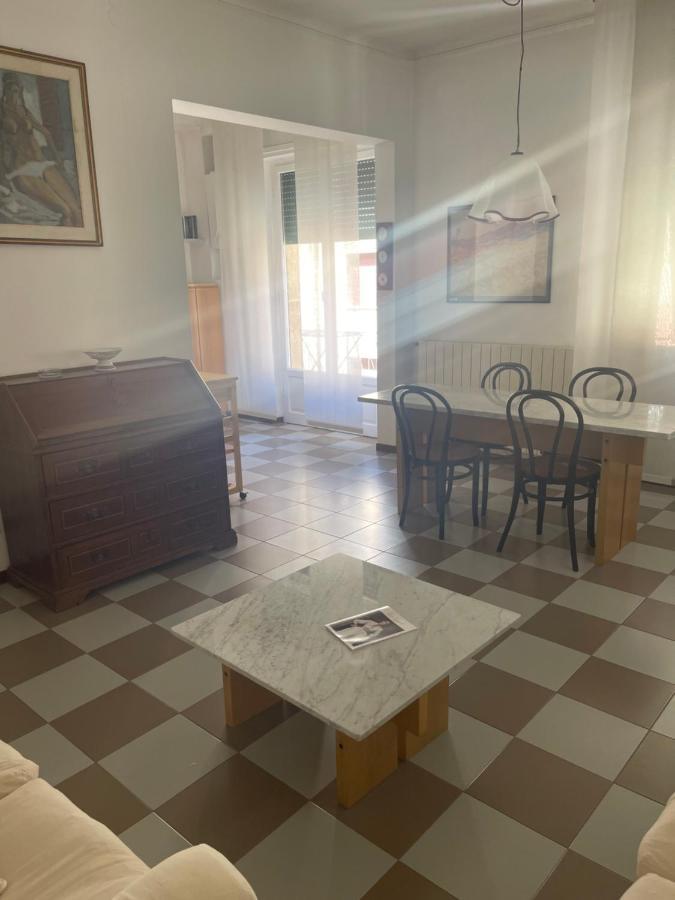 Central Home La Spezia Eksteriør billede