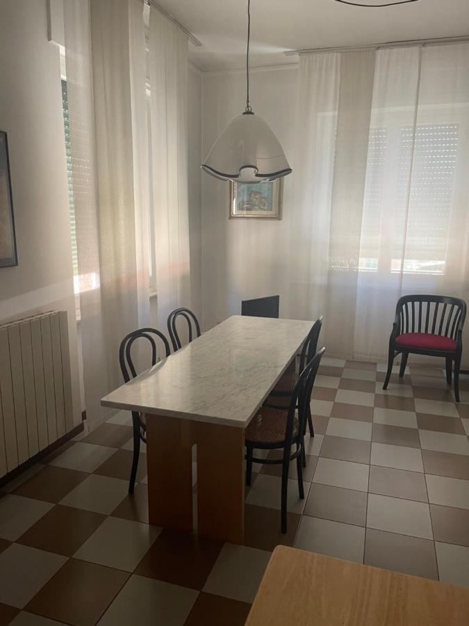 Central Home La Spezia Eksteriør billede