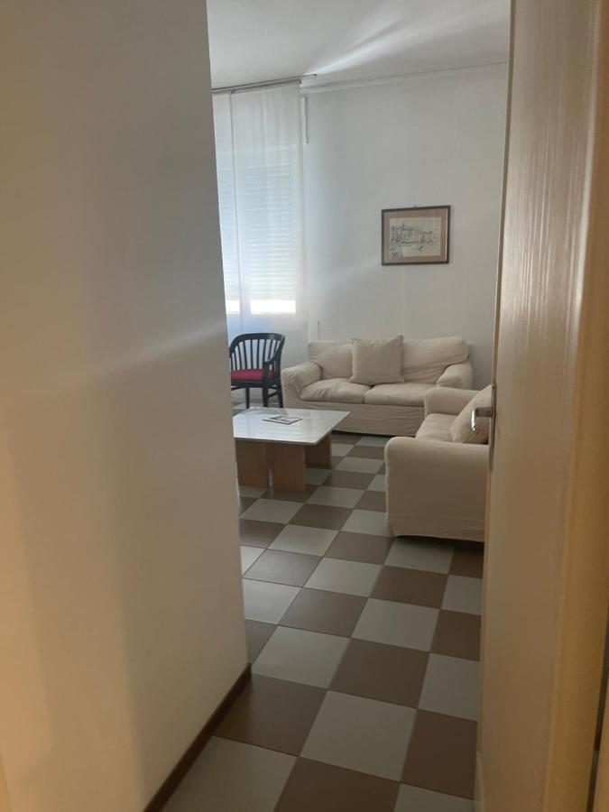 Central Home La Spezia Eksteriør billede